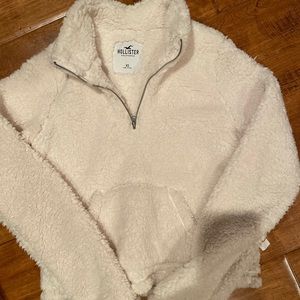 Hollister White Sherpa